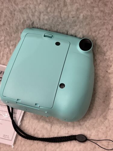 Fujifilm Instax Mini 7+ Instant Camera - Seafoam Green - Mint Condition